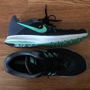 NIKE FITSOLE SNEAKERS